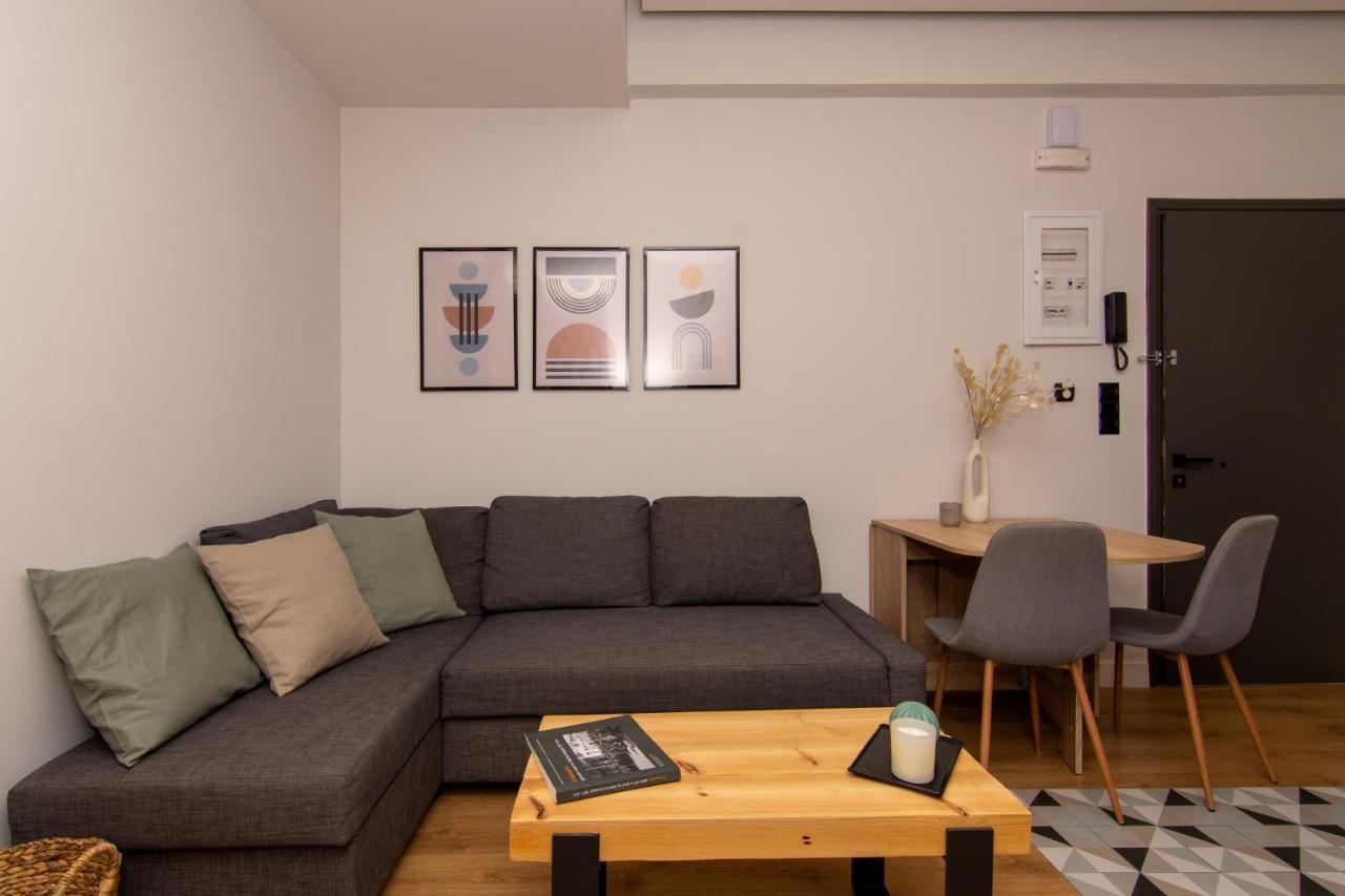 Studio 48, Cozy Apartment In Kalamata City Center Exterior foto